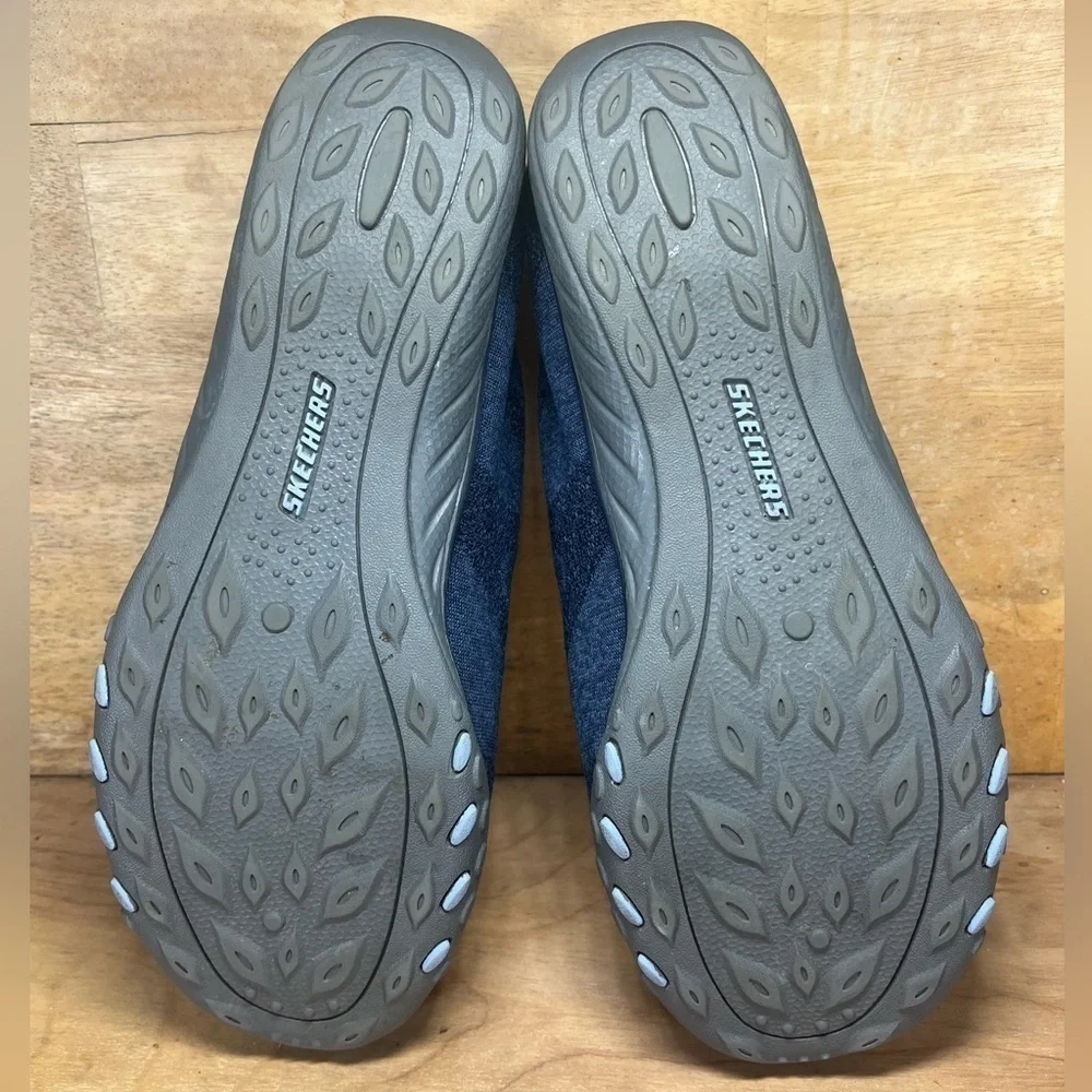 Skechers Breathe Easy Relaxed Fit Womens Sz 11 Slip On Shoes Sneakers Navy Blue - Picture 7 of 8